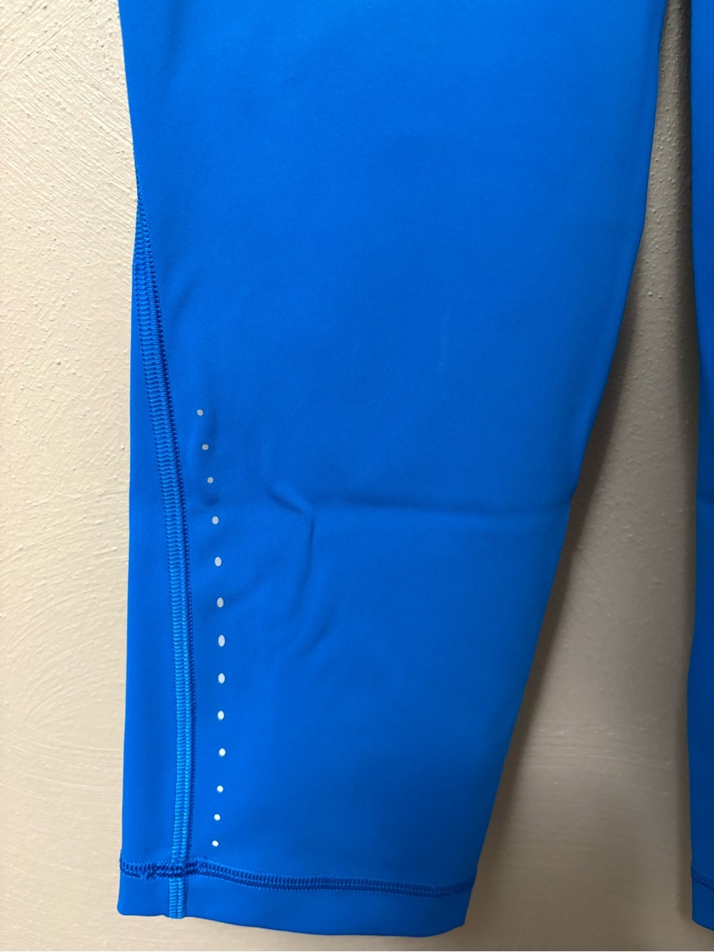 Lululemon Swift Speed High-Rise Crop 21" Blue Poolside Size 4 W6CBKS - Picture 16 of 16